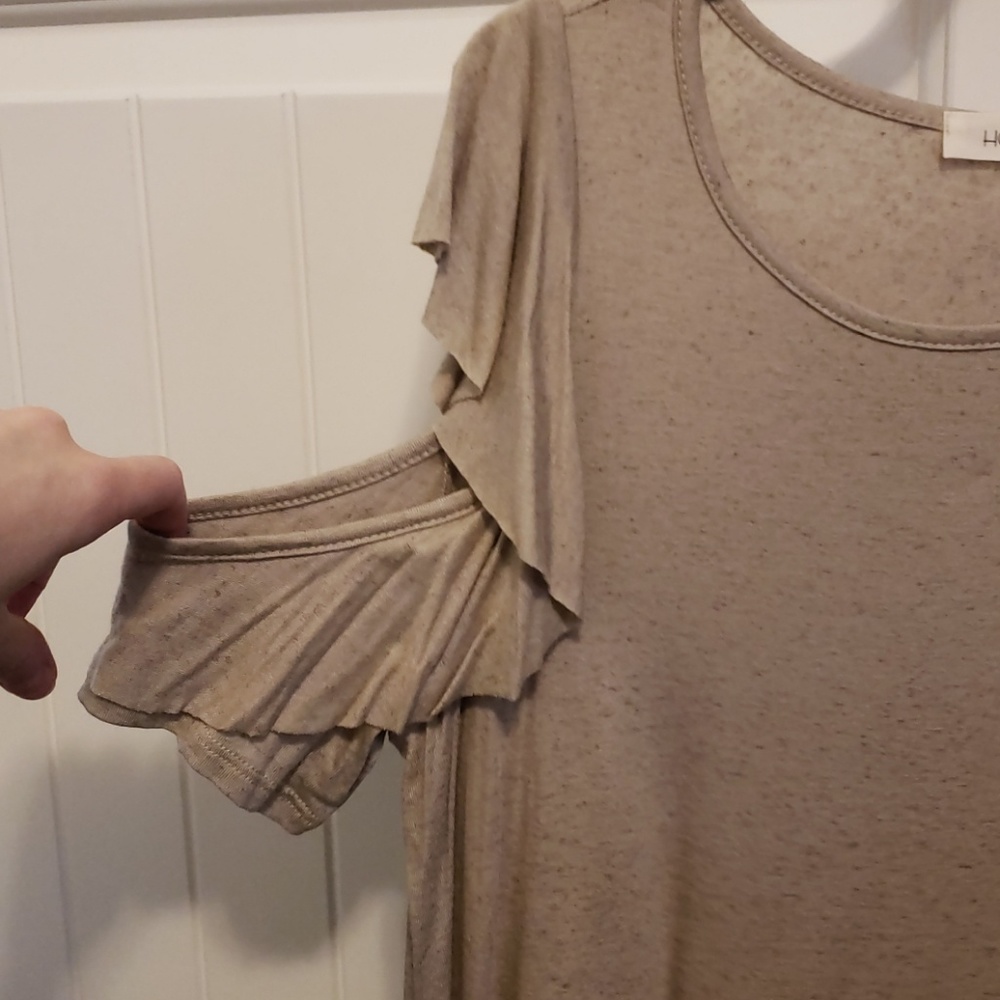 Peek-A-Boo Tee - Picture 2 of 2
